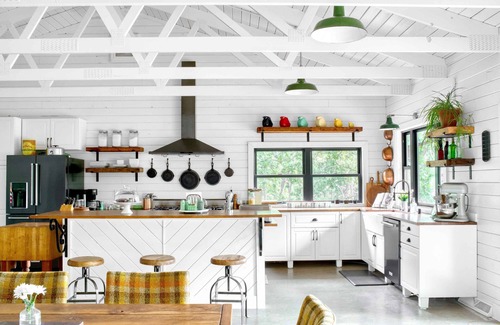 East Troy House | The Lodge - Camp Kettlewood