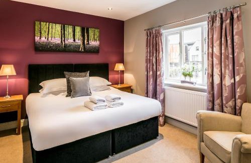 Kendal Hotel | The Lodge @ Carus Green