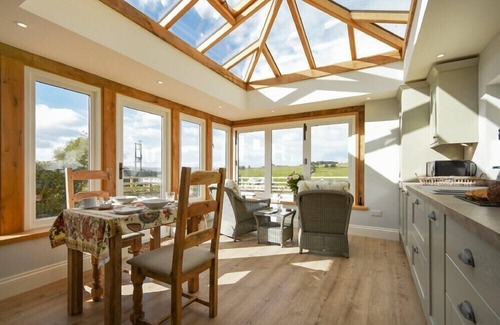Elsdon Cottage | THE LODGE (ELSDON), pet friendly, country holiday cottage in Elsdon