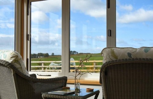 Elsdon Cottage | THE LODGE (ELSDON), pet friendly, country holiday cottage in Elsdon