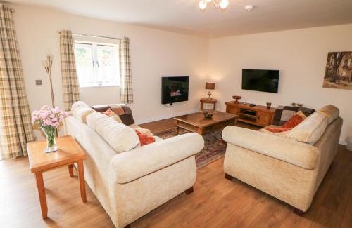 Combs House | The Lodge