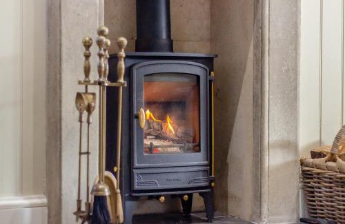 Monmouth House | The Lodge