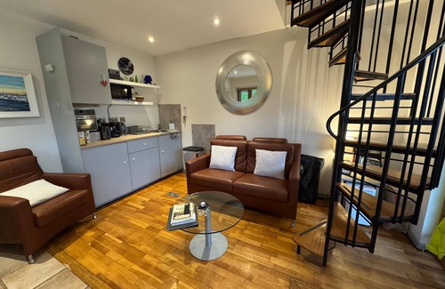 Malahide House | The Lodge