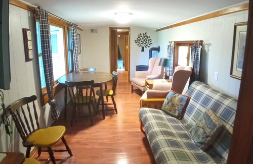 Manistee Cabin | The Lodge in Manistee
