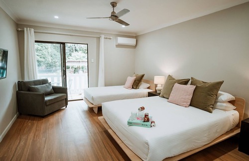 Jamberoo Hotel | The Lodge Jamberoo