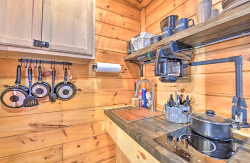Bryson City Cabin | The Lodge Nantahala River Bryson city, North Carolina. Suite #1