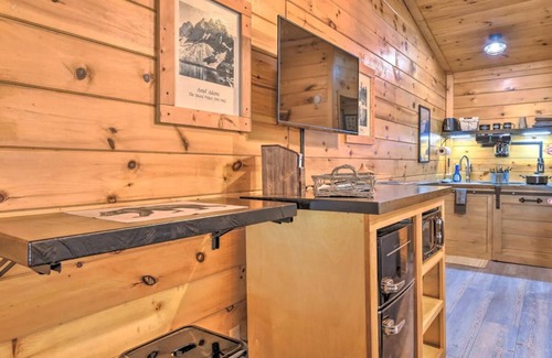 Bryson City Cabin | The Lodge Nantahala River Bryson city, North Carolina. Suite #7