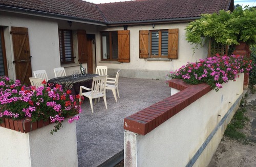 Vauciennes Cottage | THE LODGE OF WINE A VAUCIENNES