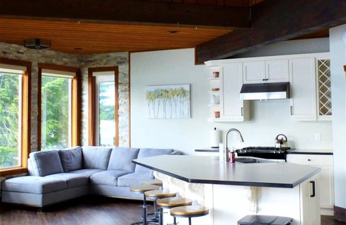 Harrison Hot Springs Cabin | The Lodge on Harrison Lake