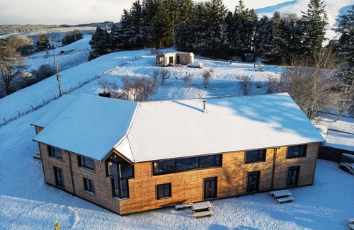 Trefeglwys Cottage | THE LODGE, pet friendly, character holiday cottage in Llanidloes