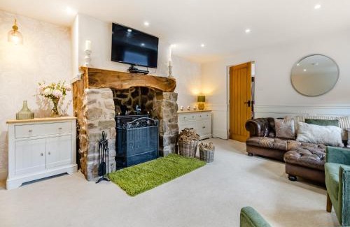 Pontesbury House | The Lodge Spa - Uk47837