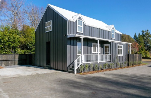 Turangi House | The Lodge @ The Quarters