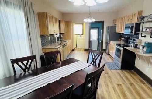 Onawa House | The Loess Hills Cottage