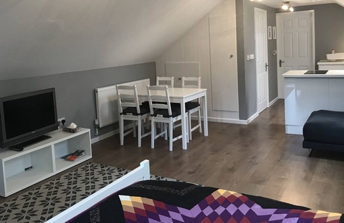 Kirkby Mallory Apartment | The Loft - a peaceful and modern space in rural Leicestershire