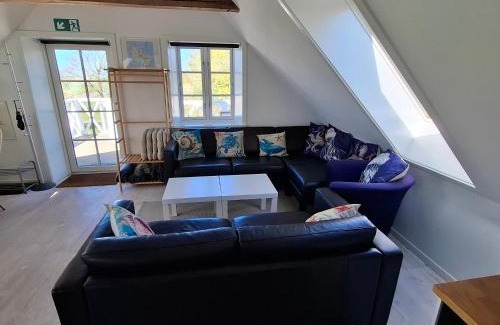 Arnager House | The 'Loft' Apartment- "Den Gule Svane" Guest House - near Rønne & Beach