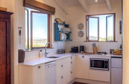 Onetangi House | The Loft at Cypress Ridge Estate | Stay Waiheke