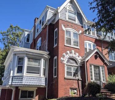 Wilmington Apartment | The Loft at Gilpin PlaceKing BedTrolley Square! apts
