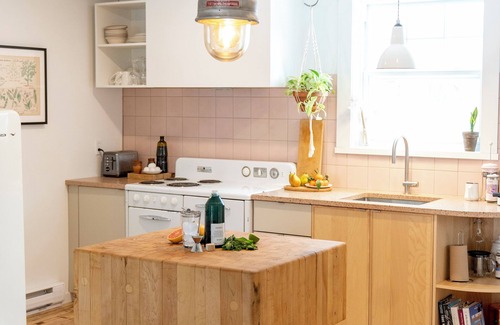 Lac-Megantic Apartment | The Loft by Maison Dudley