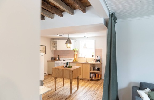 Lac-Megantic Apartment | The Loft by Maison Dudley