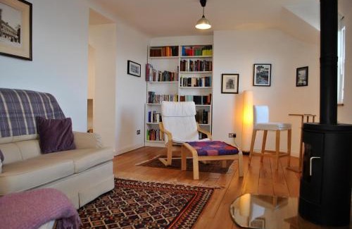 Cellardyke House | The Loft- charming character cottage in East Neuk