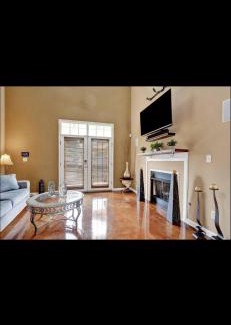 Pinch District House | The Loft Downtown