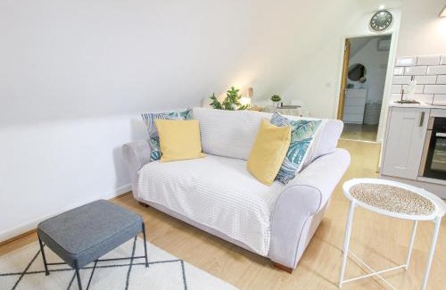 Leighton Apartment | The Loft