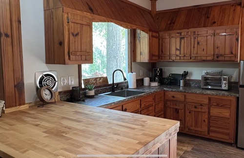 Live Oak Cottage | The Loft in Live Oak, Fl.