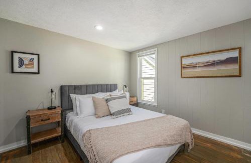 John Ball Park Apartment | The Loft Life - Modern Corporate Housing
