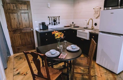 Brenham Apartment | The Loft On Almo