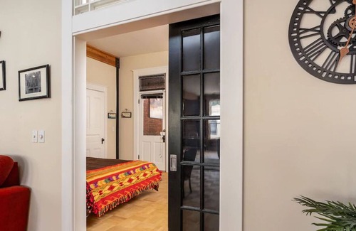 Wallace House | The Loft on Bank