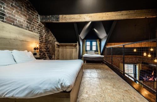 North Shore Apartment | The Loft Sasco Apartments