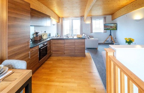 Leiston Cottage | The Loft - sleeps 6 guests in 3 bedrooms