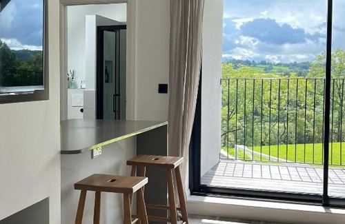 Llanymynech Apartment | The Loft Studio apartment - above detached new build garage