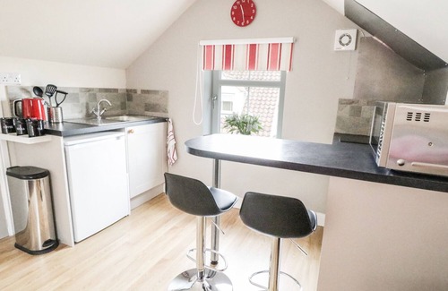 Ripley Cottage | THE LOFT, with a garden in Boroughbridge