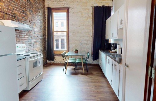 Downtown Nashville Apartment | The Lofts at 107