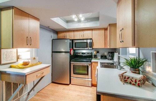 Clarksville Condo | The Lofts of Downtown (540 N 2nd St, #304)