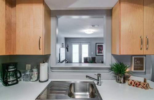 Clarksville Condo | The Lofts of Downtown (540 N 2nd St, #304)