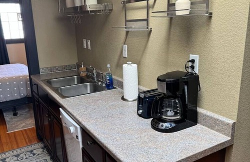 Pueblo Apartment | The Lofts on Colorado, 114B