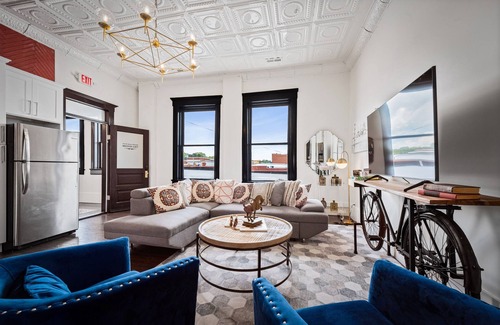 Fort Payne Apartment | The Lofts on Gault:Brewer, Eclectic style in downtown Fort Payne