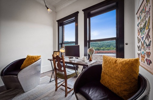 Fort Payne Apartment | The Lofts on Gault:Brewer, Eclectic style in downtown Fort Payne