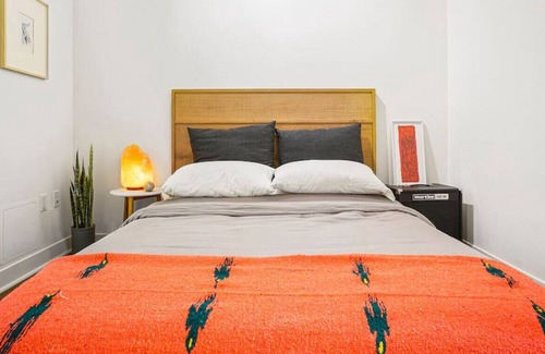 Historic Core Condo | The Lofts: Rooftop Pool & Spa, Free Parking, DTLA (HSR22-002656)
