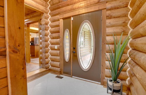Kingsville House | The Log House - At Trillium Woodlands!