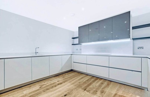 Tower Hamlets House | The London Opulence