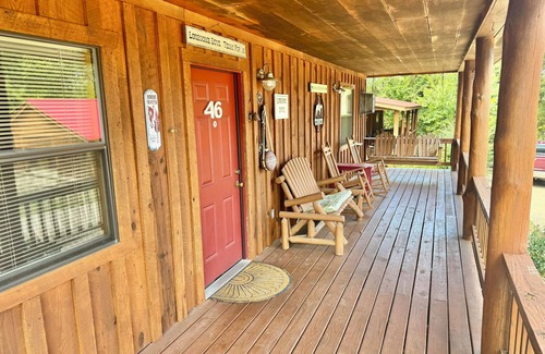 Mountain View Cabin | The Lonesome Dove #46 2-bedroom cabin walking distance to the courthouse square.
