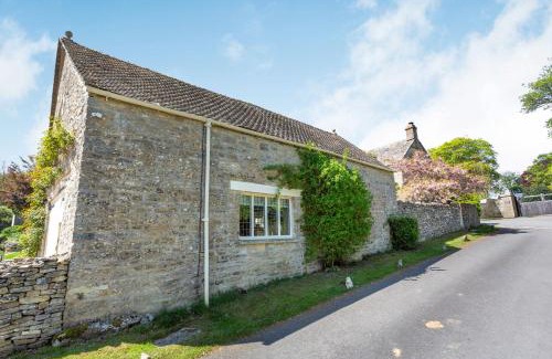 Duntisbourne Abbots House | The Long Barn