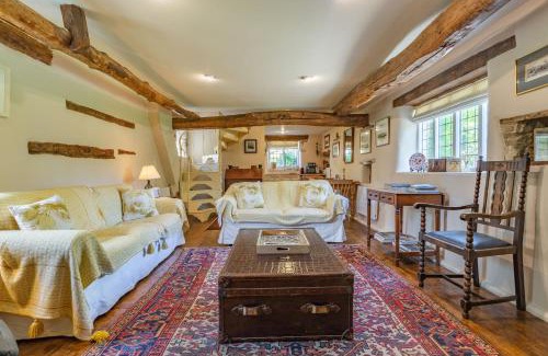Duntisbourne Abbots House | The Long Barn