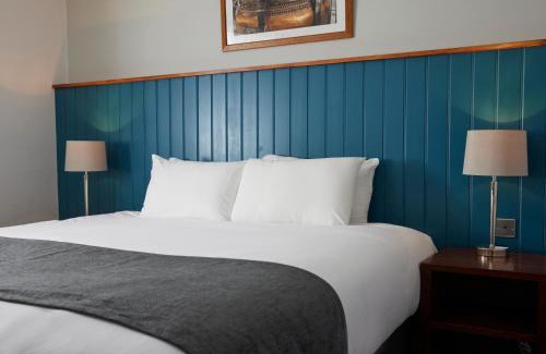 Measham Hotel | The Longshoot