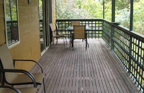 Denmark House | The Lookout, Denmark WA Accommodation - High Speed WIFI & Netflix