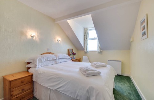 Hele Cottage | The Lookout