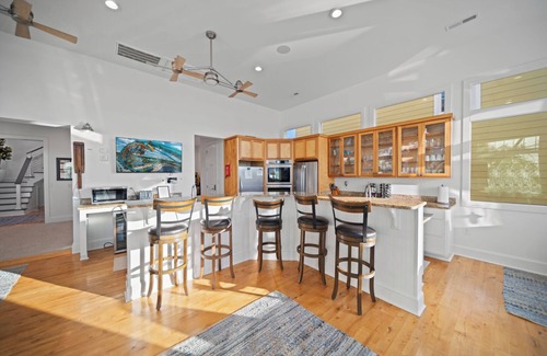 Charleston House | The Lookout- hot tub, heated pool, with marsh view